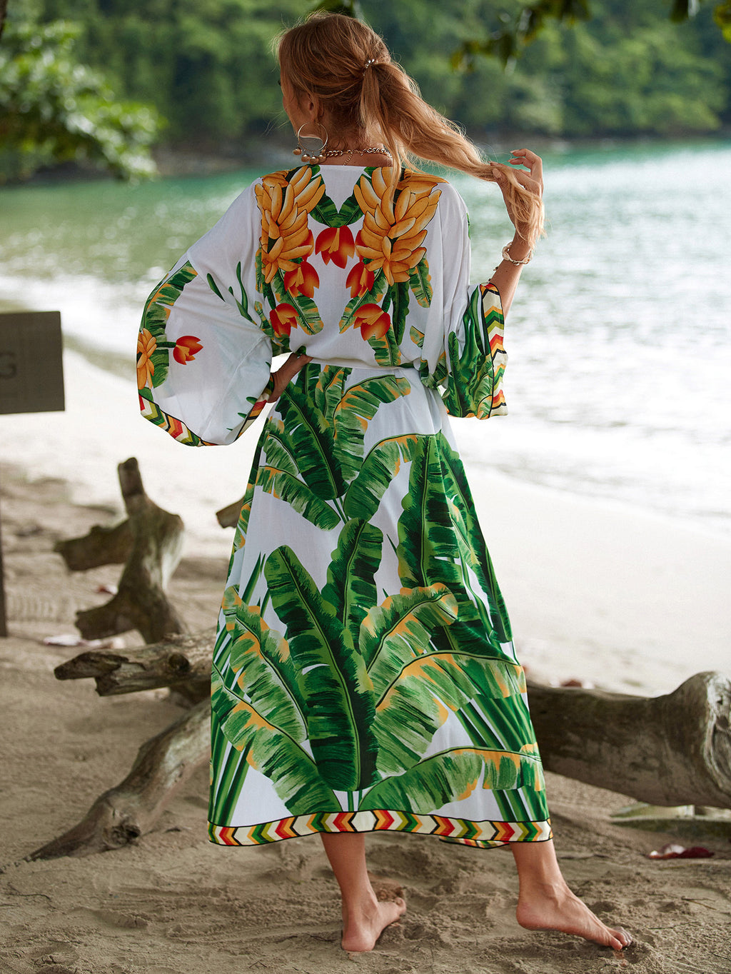 2023 New European and American Cotton Print Beach Jacket Sexy Sun Protection Cardigan Holiday Bikini Overshirt Women
