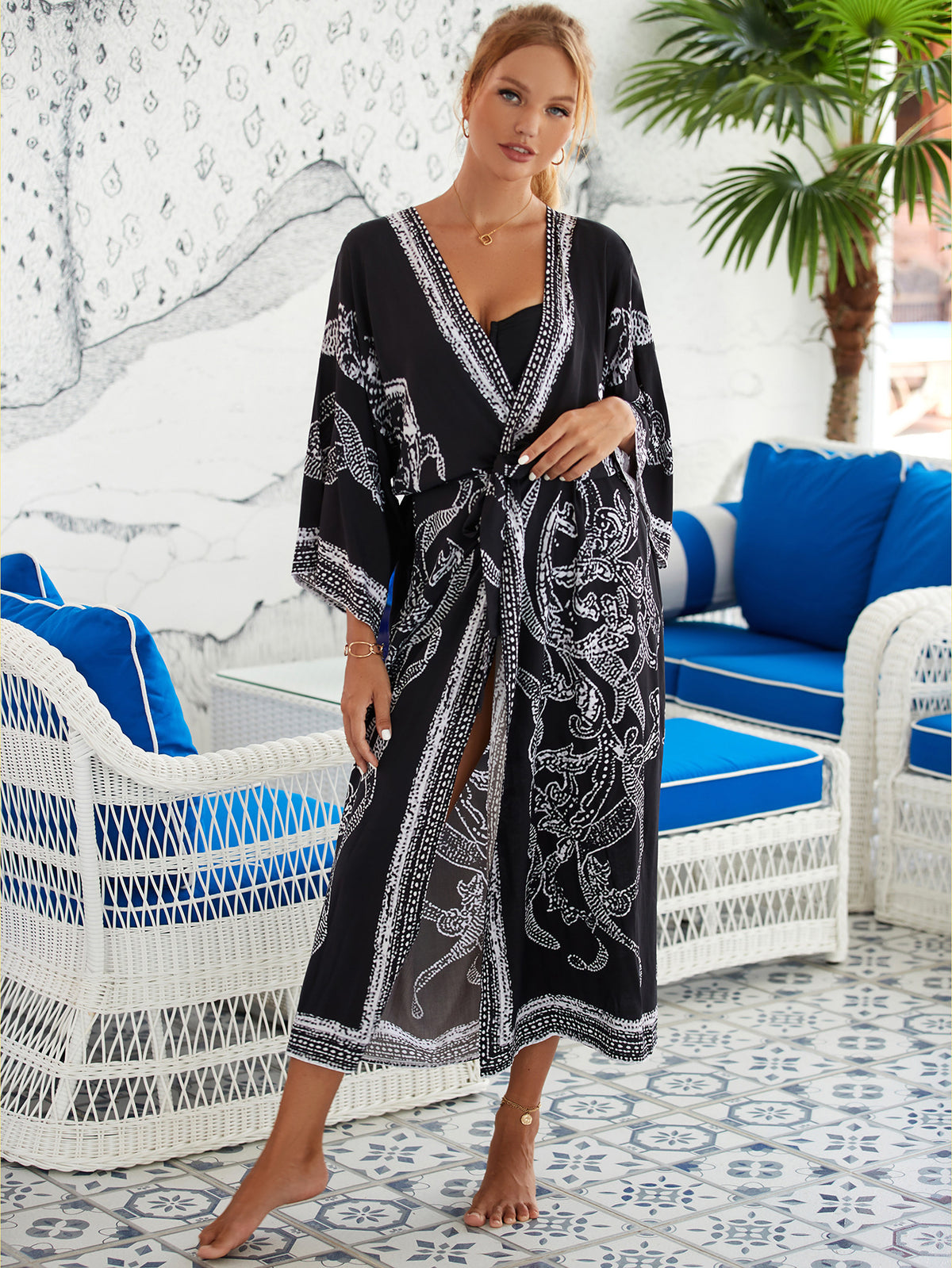 2023 New European and American Cotton Print Beach Jacket Sexy Sun Protection Cardigan Holiday Bikini Overshirt Women