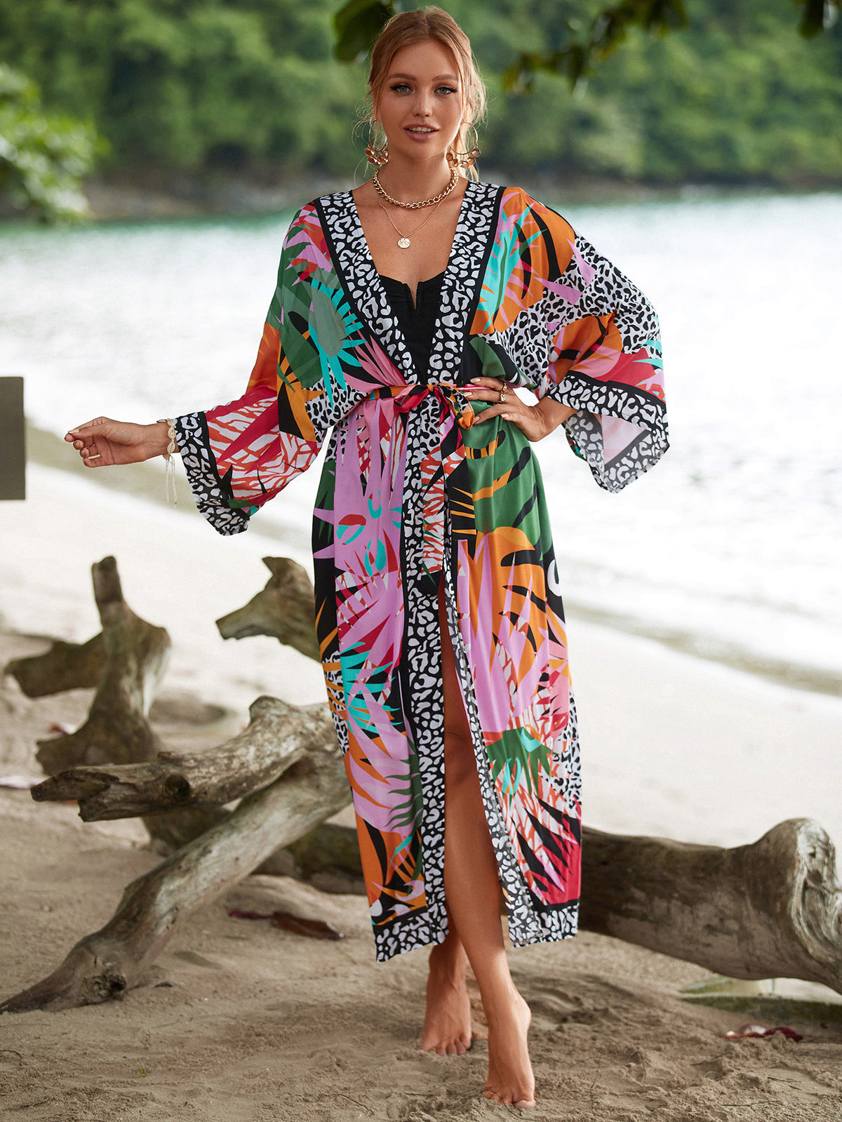 2023 New European and American Cotton Print Beach Jacket Sexy Sun Protection Cardigan Holiday Bikini Overshirt Women