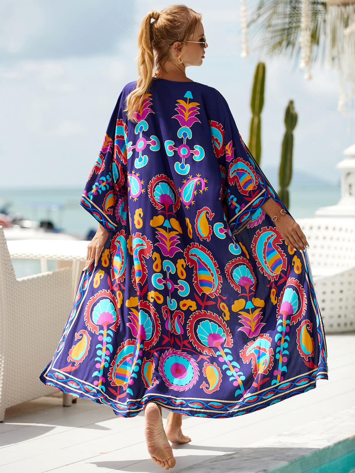 2023 New European and American Cotton Print Beach Jacket Sexy Sun Protection Cardigan Holiday Bikini Overshirt Women