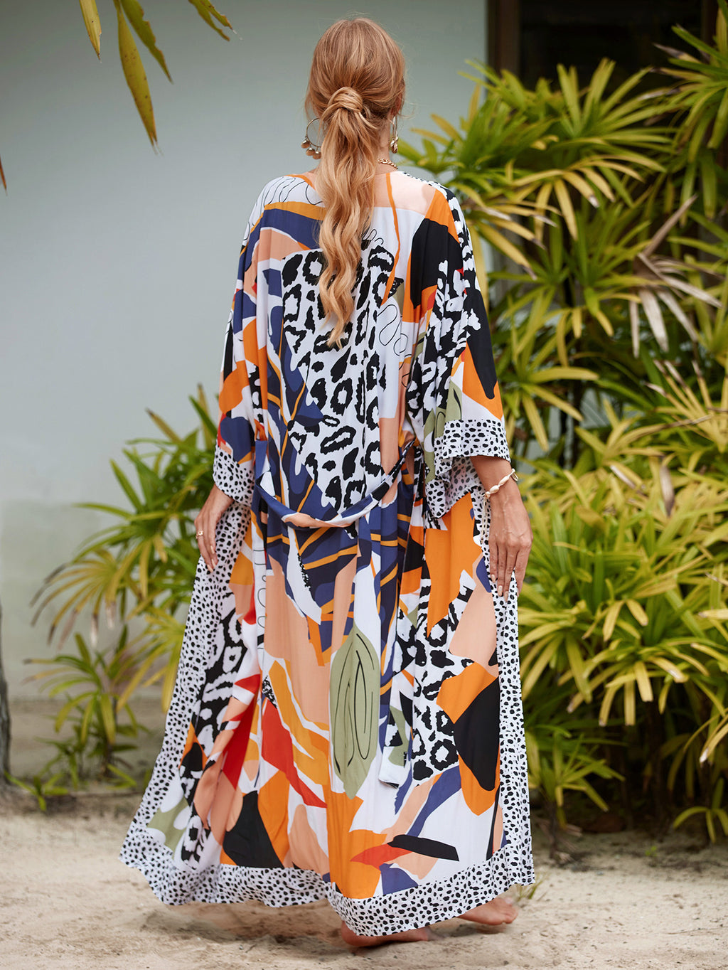 2023 New European and American Cotton Print Beach Jacket Sexy Sun Protection Cardigan Holiday Bikini Overshirt Women