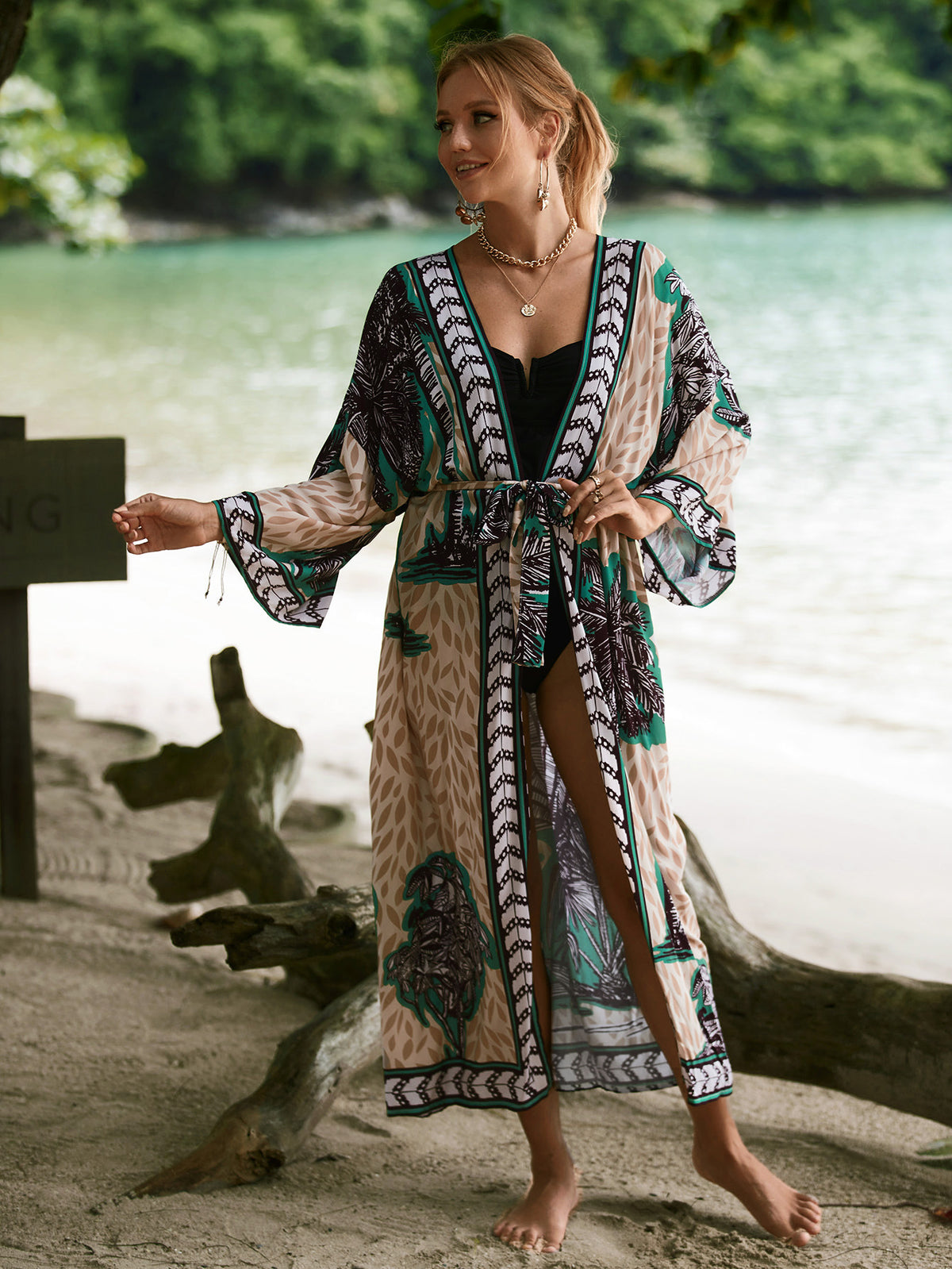 2023 New European and American Cotton Print Beach Jacket Sexy Sun Protection Cardigan Holiday Bikini Overshirt Women