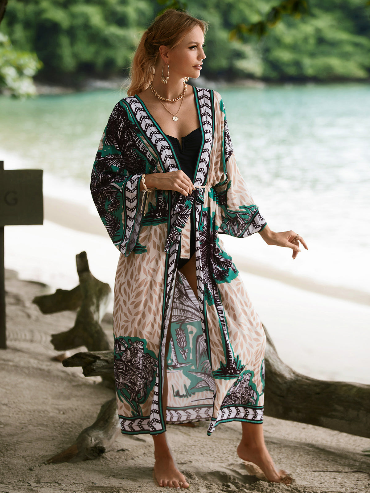 2023 New European and American Cotton Print Beach Jacket Sexy Sun Protection Cardigan Holiday Bikini Overshirt Women